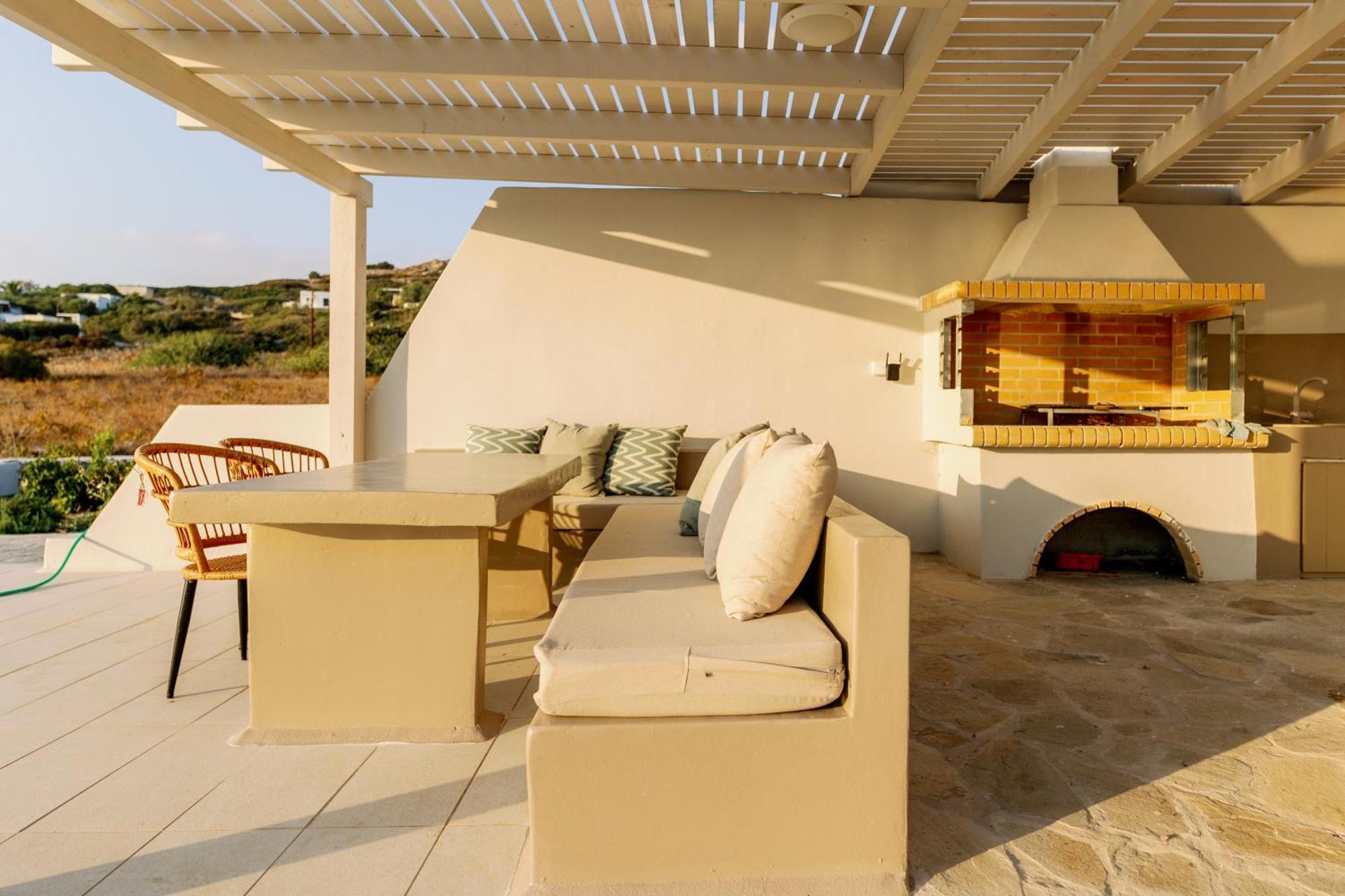 מיקרי ויגלה Villa Finest -Seaside Villa With Private Swimming Pool- מראה חיצוני תמונה