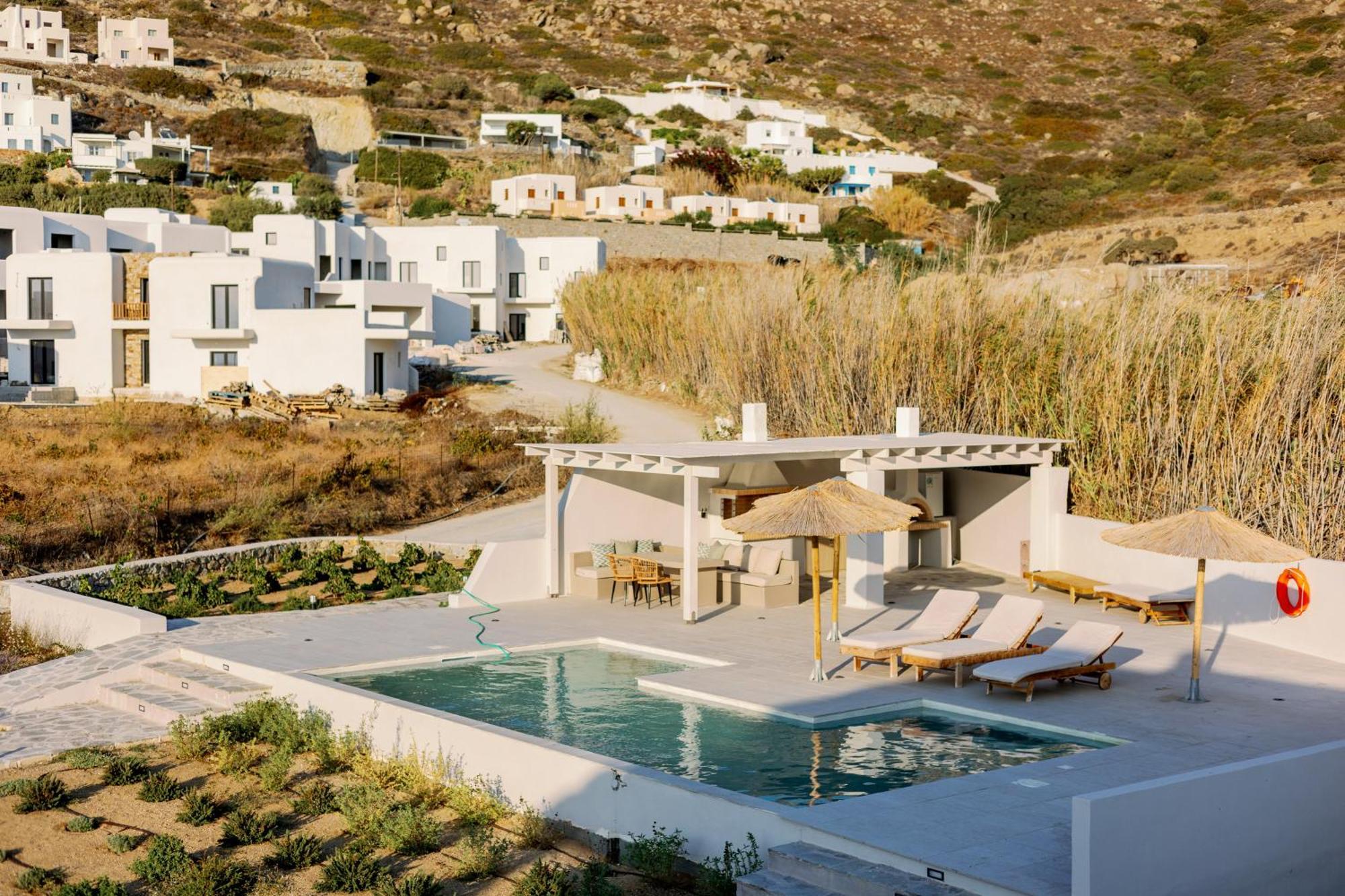 מיקרי ויגלה Villa Finest -Seaside Villa With Private Swimming Pool- מראה חיצוני תמונה
