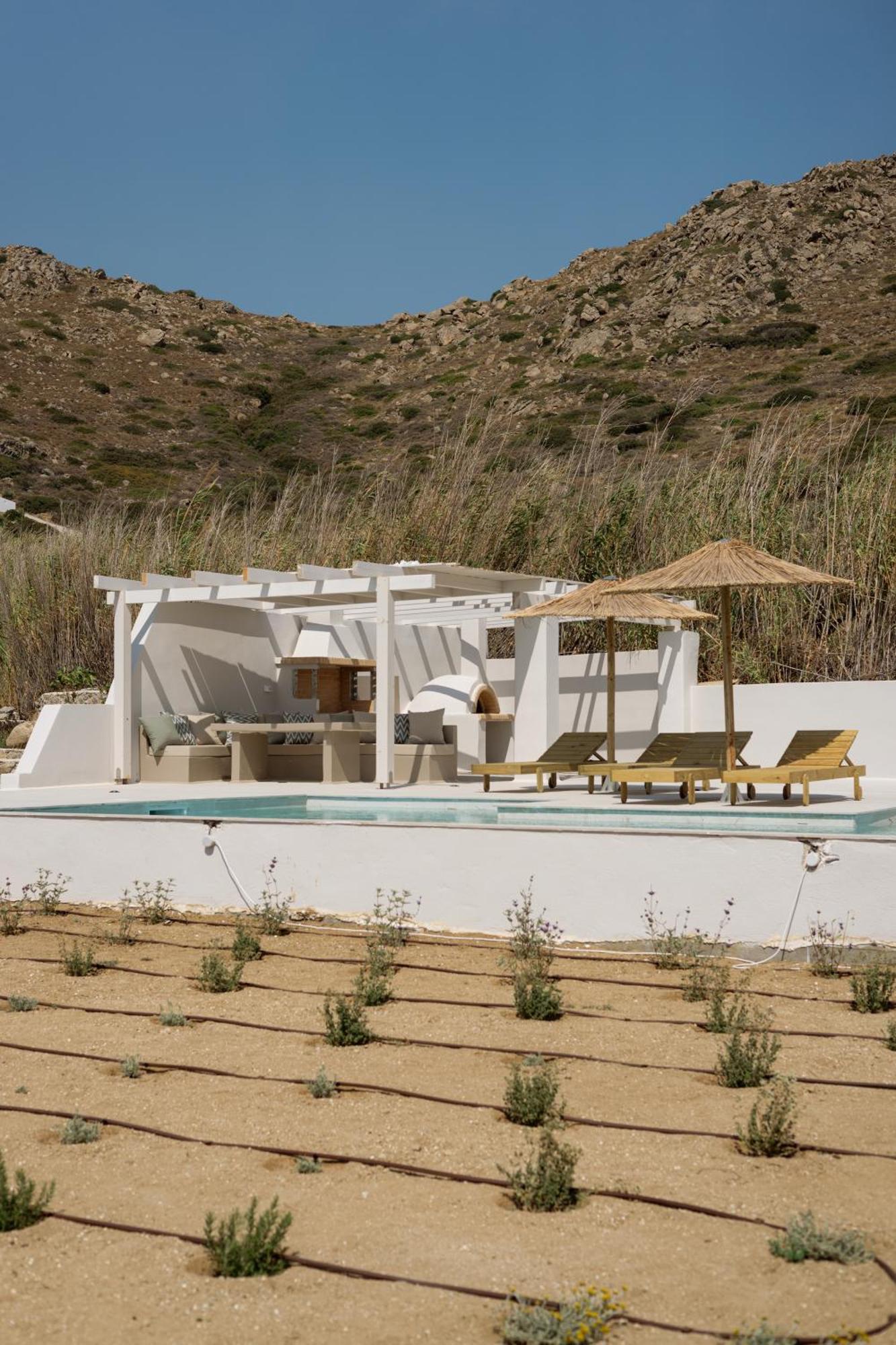 מיקרי ויגלה Villa Finest -Seaside Villa With Private Swimming Pool- מראה חיצוני תמונה