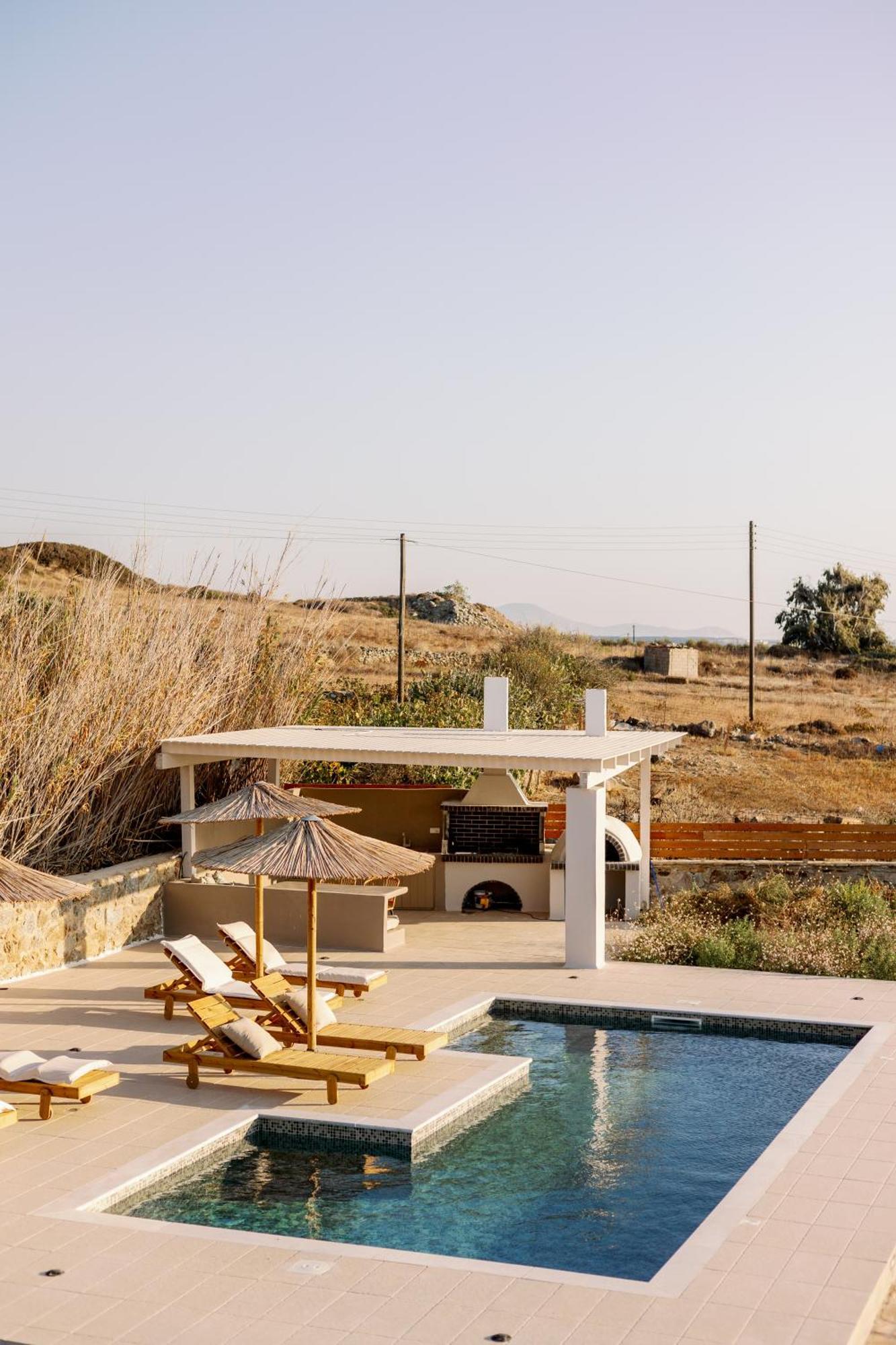 מיקרי ויגלה Villa Finest -Seaside Villa With Private Swimming Pool- מראה חיצוני תמונה