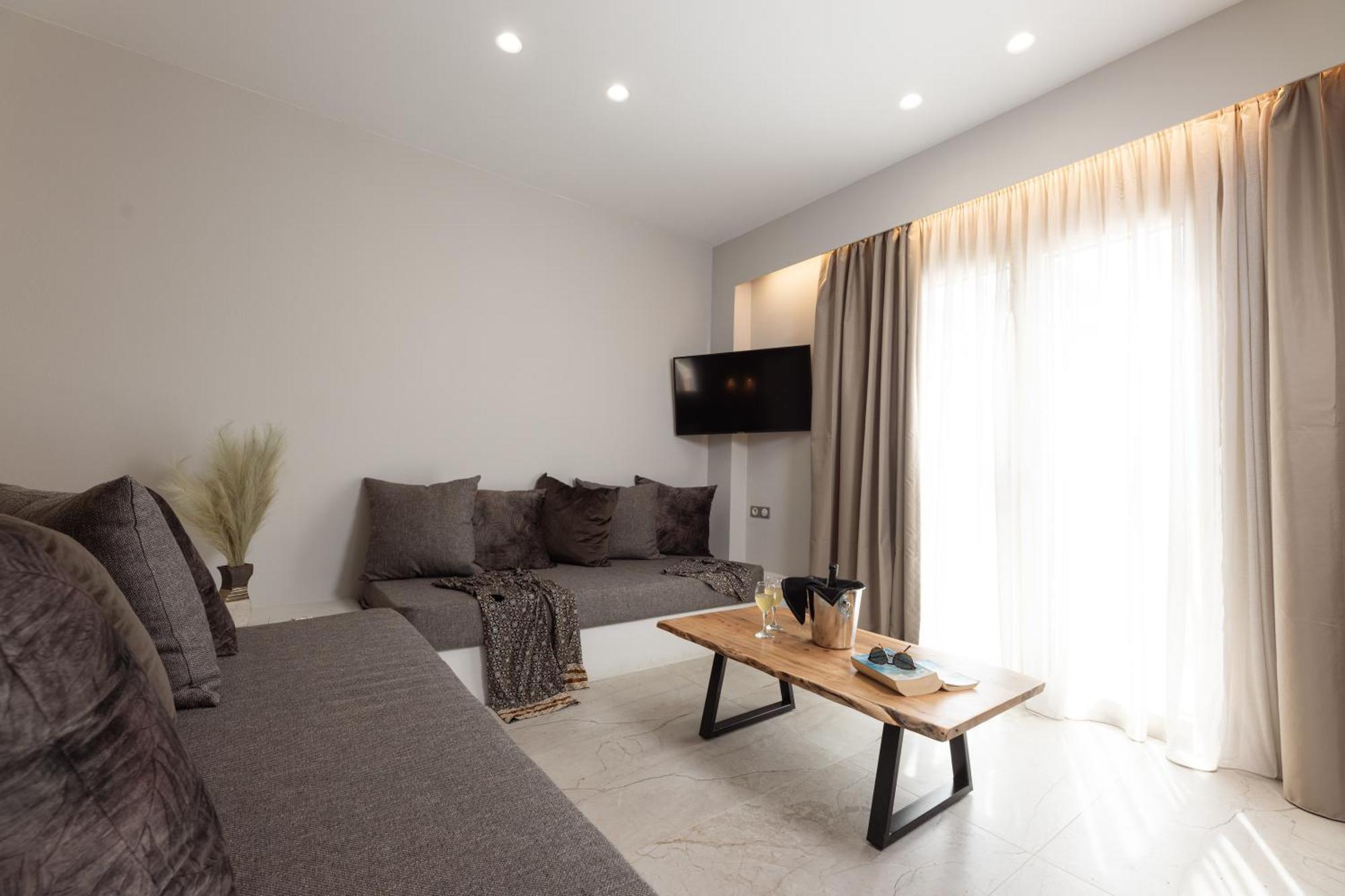 מיקרי ויגלה Villa Finest -Seaside Villa With Private Swimming Pool- מראה חיצוני תמונה